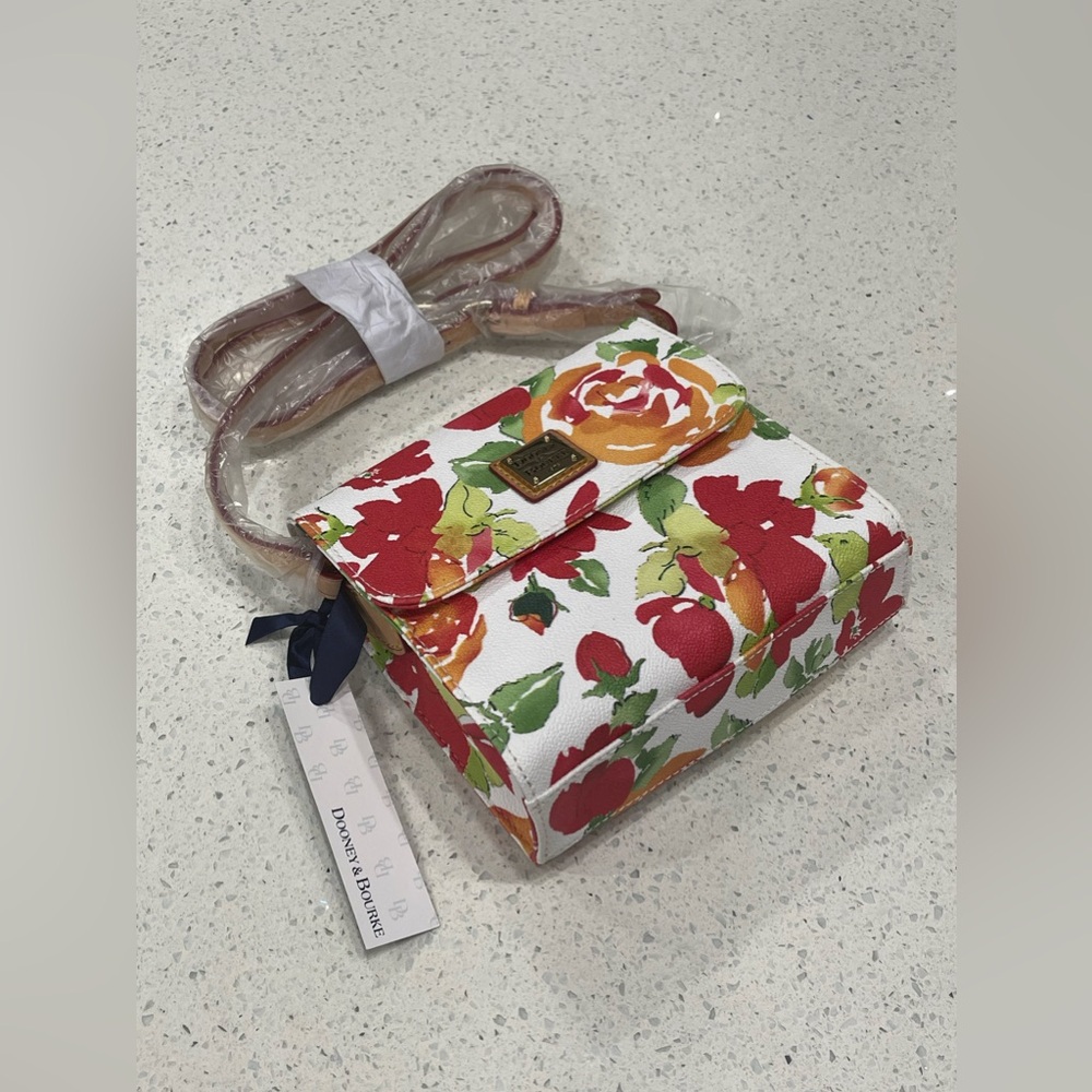 NWT Dooney & Bourke Floral Crossbody